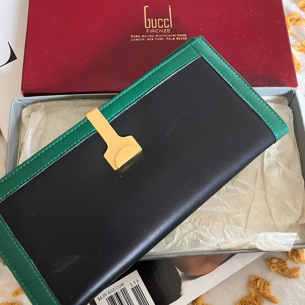 Gucci vintage wallet in box
